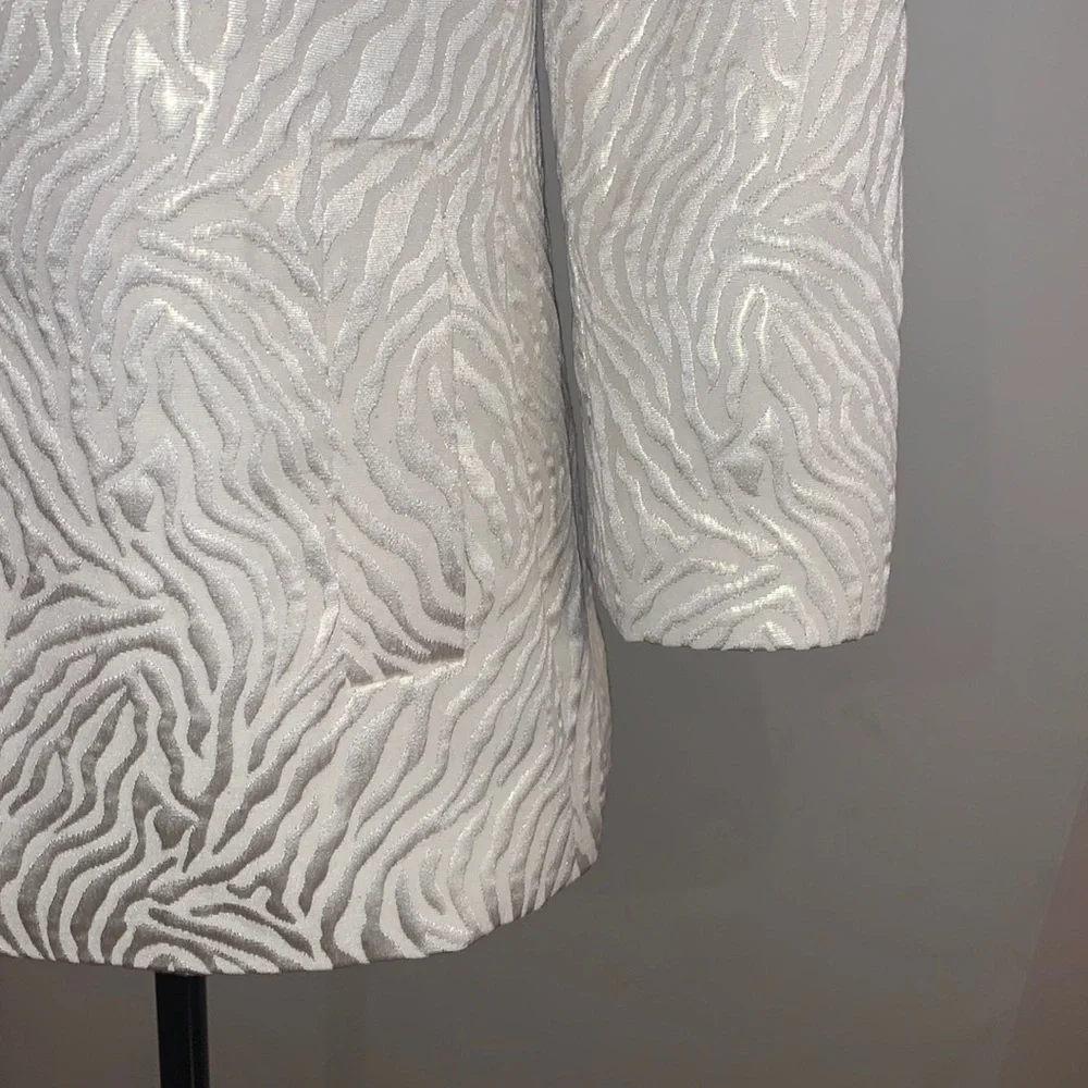 Michael Kors zebra print dressy shirt size 8 - Picture 6 of 11